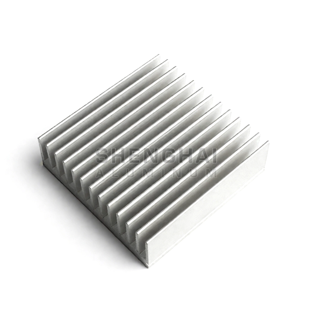 Pin fin heat sink