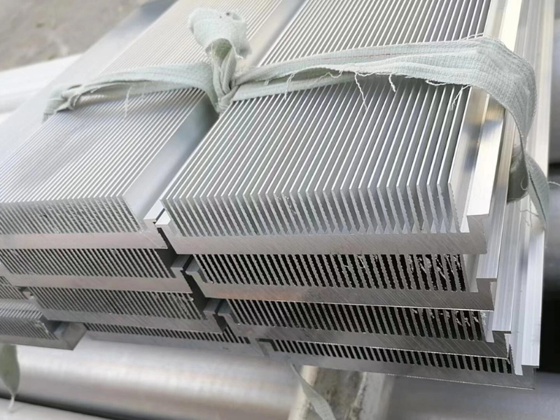 How to design a extruded heat sink profile