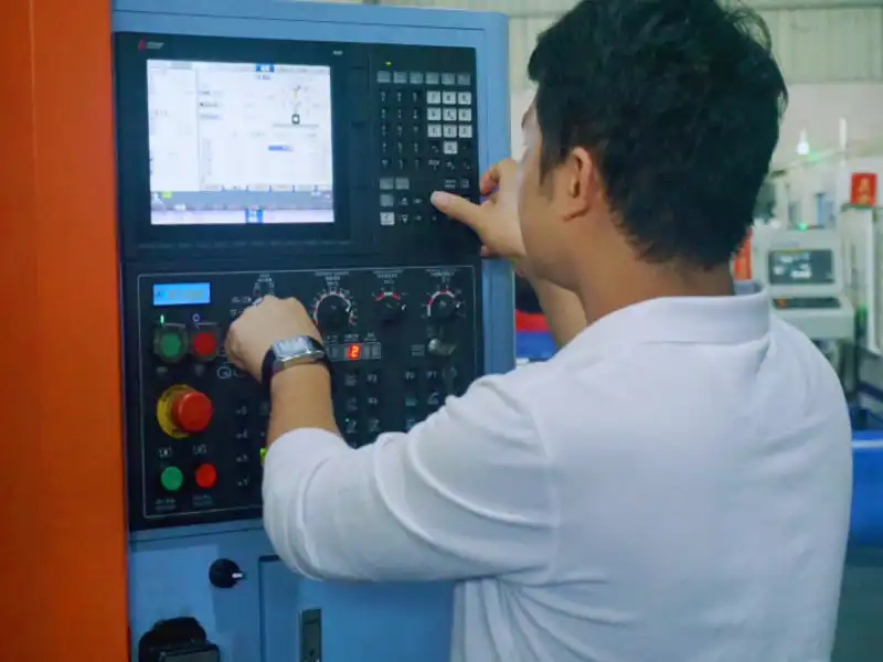 Deep Processing – Aluminum Profile Cutting & Precision Blanking