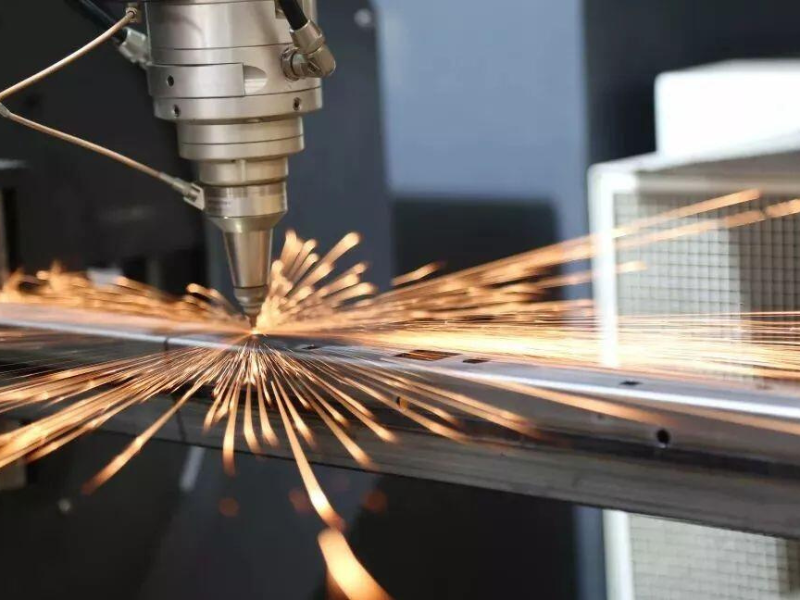 Laser cutting of aluminum